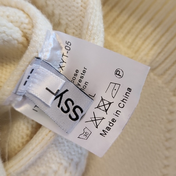 EBOSSY Women’s Cable Knit Long Sleeve Embroidered Cardigan, size L - Picture 10 of 12